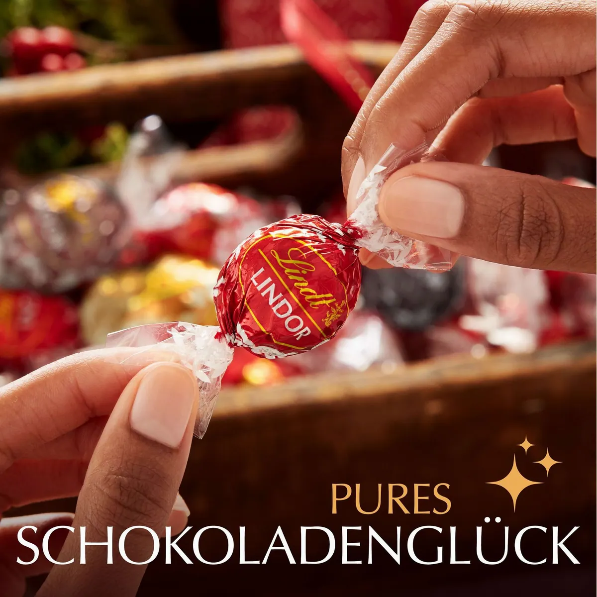 Lindt LINDOR Schokoladenkugeln 500g, zartschmelzende Füllungen, Mischung aus Milch- und Edelbitter-Schokolade 4